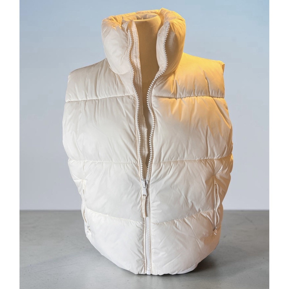 Old Navy Women's L Ivory Cream Puffer Vest Water Resistant Cinch Hem Zip Pockets